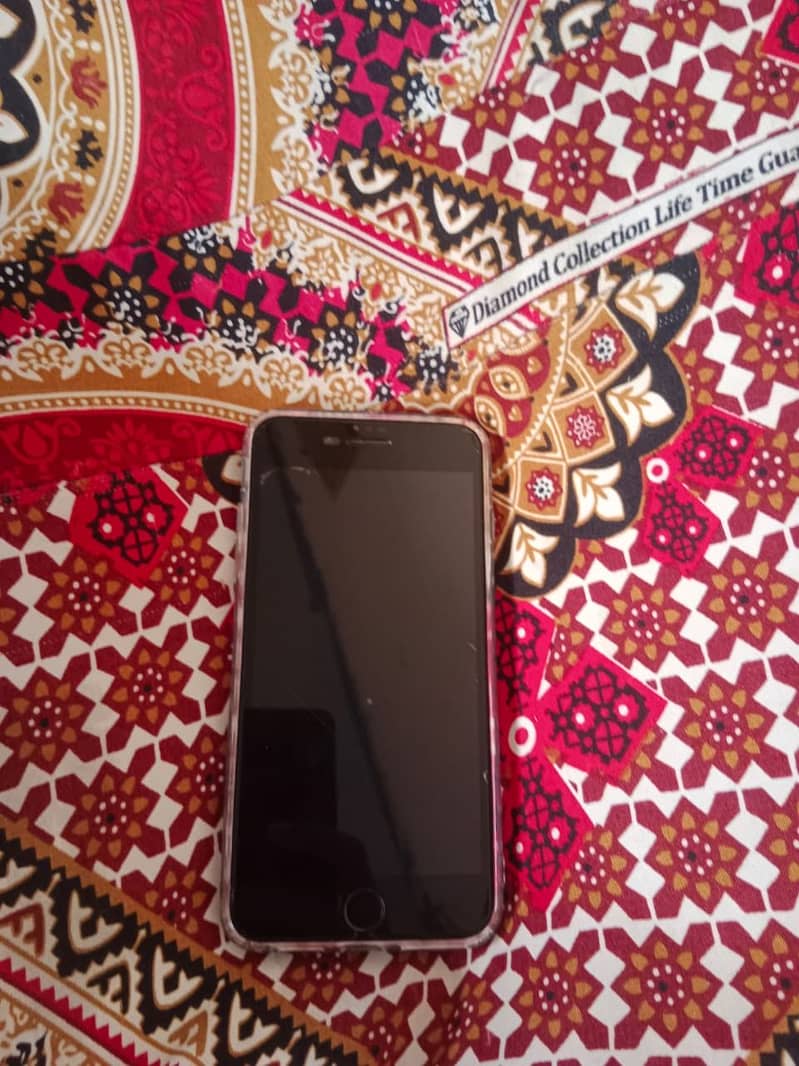 Apple iPhone 7 Plus 4