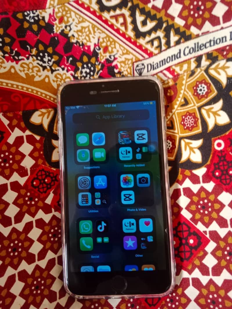 Apple iPhone 7 Plus 9