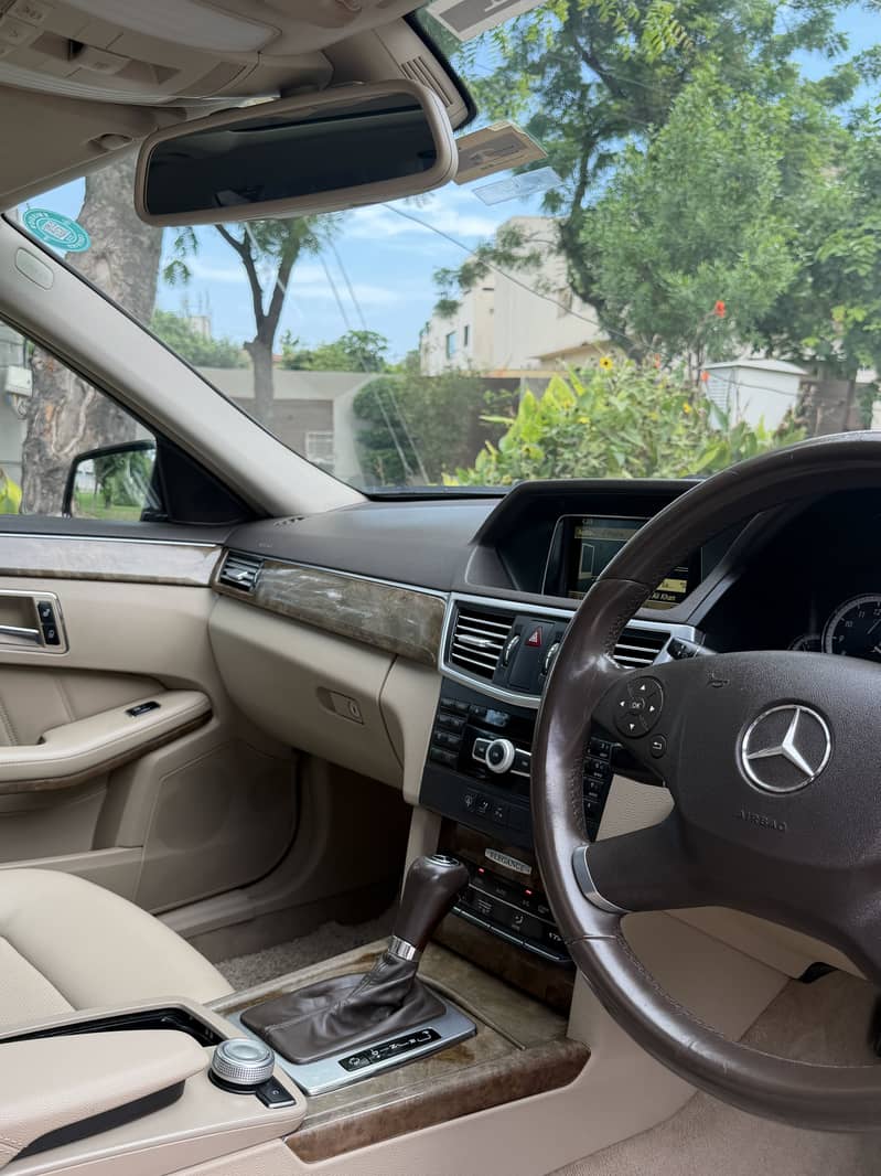 Mercedes E Class 2011 4