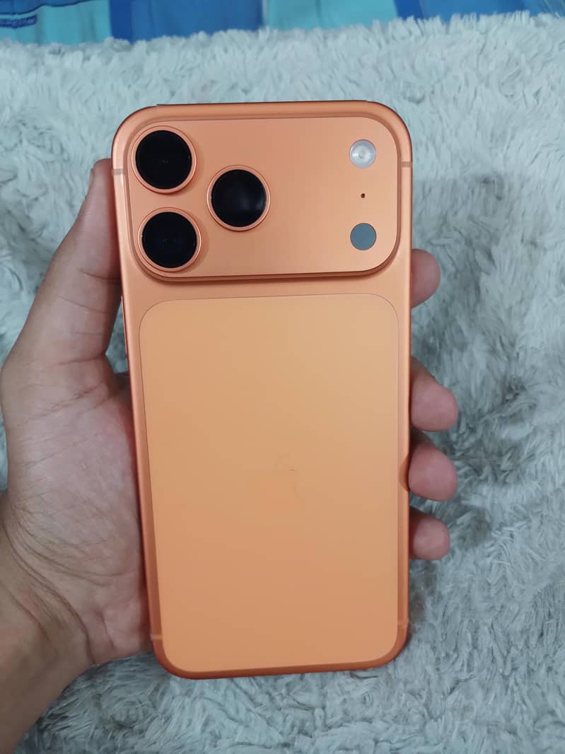 Apple iPhone 17 Pro Max 1