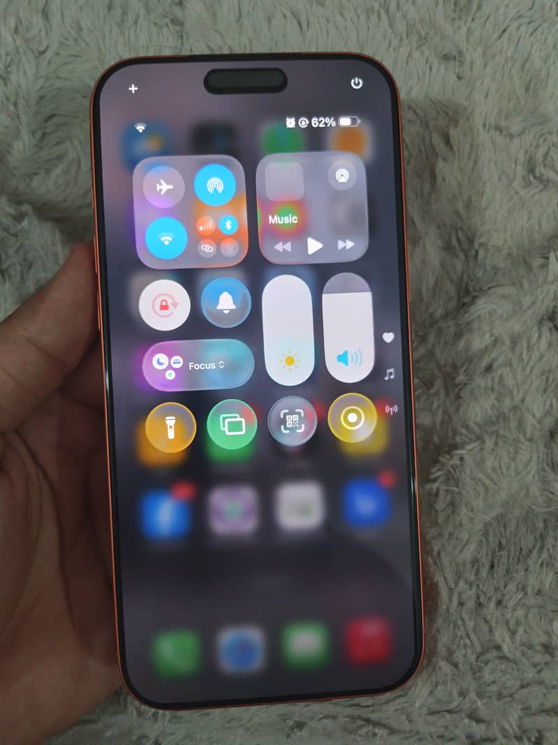 Apple iPhone 17 Pro Max 5