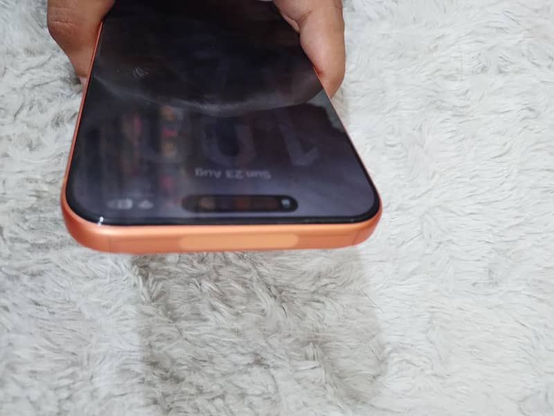 Apple iPhone 17 Pro Max 6