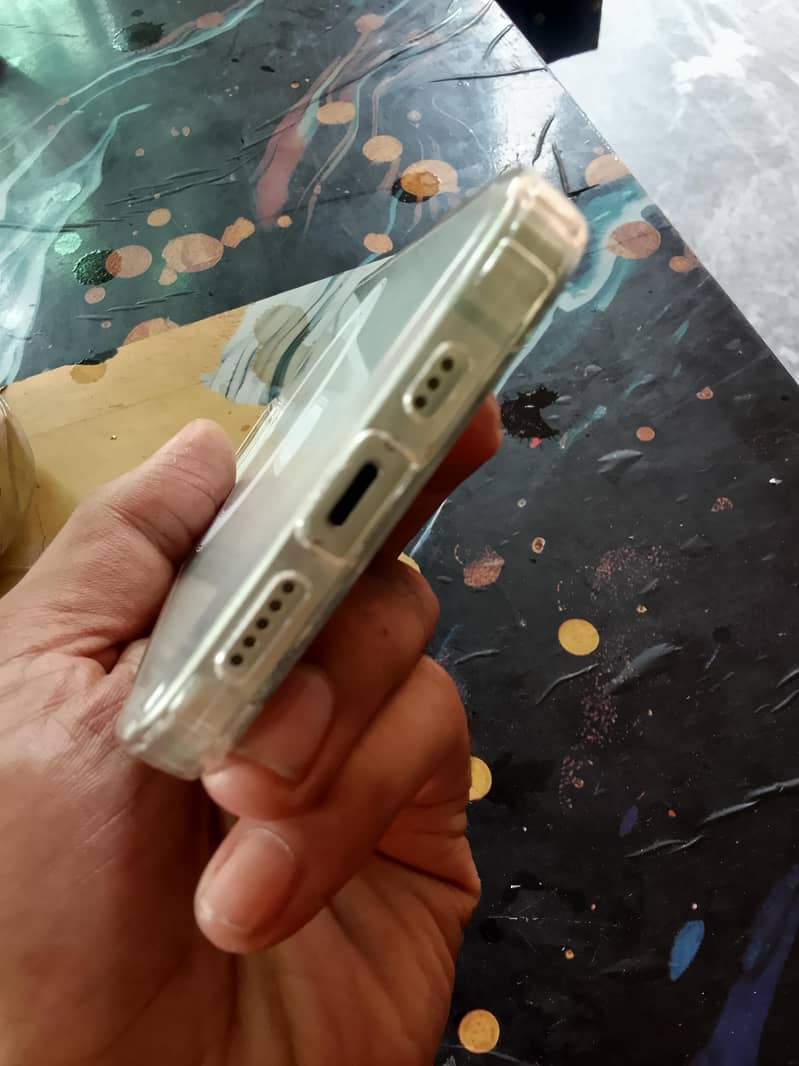 Apple iPhone 12 3