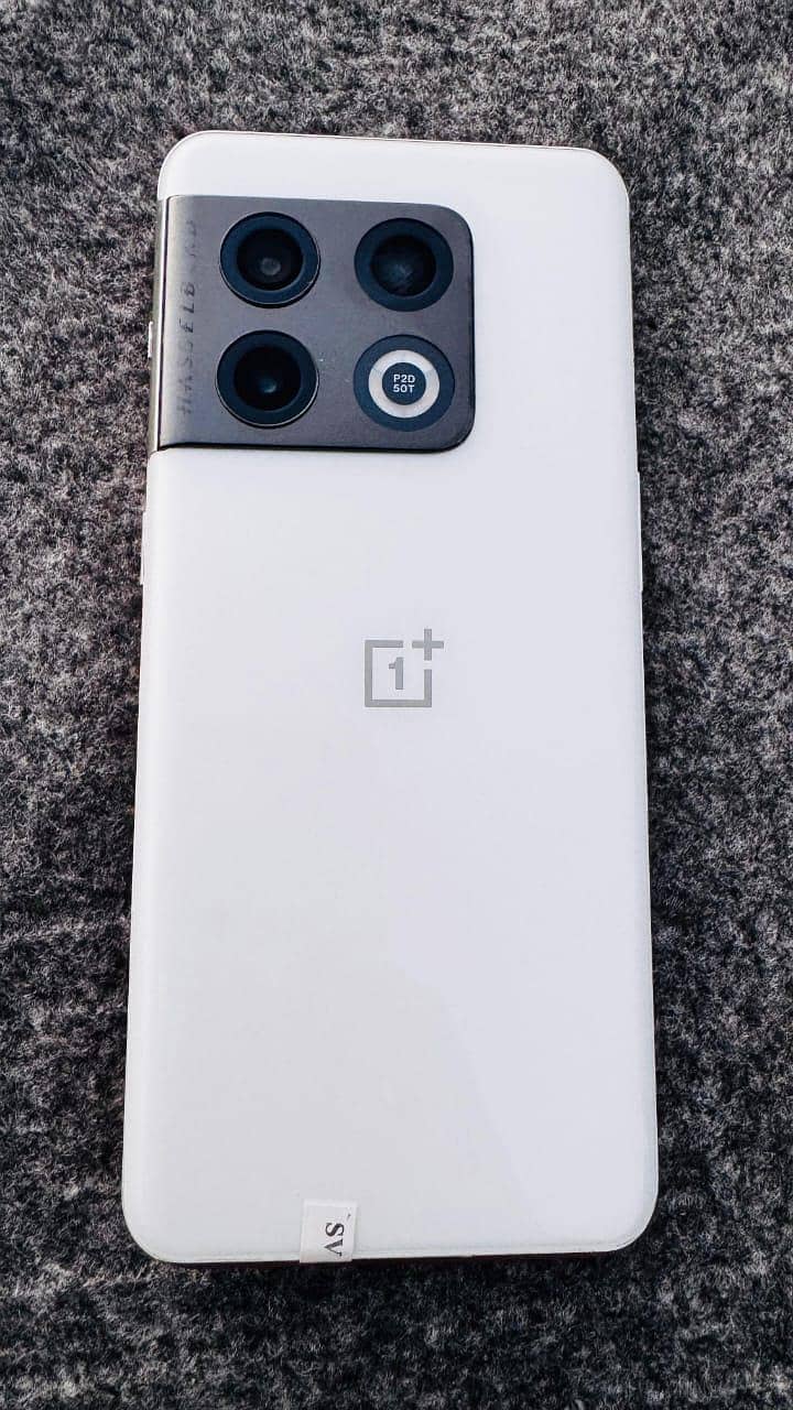 One Plus 10 Pro 3