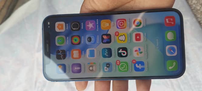 Apple iPhone 12