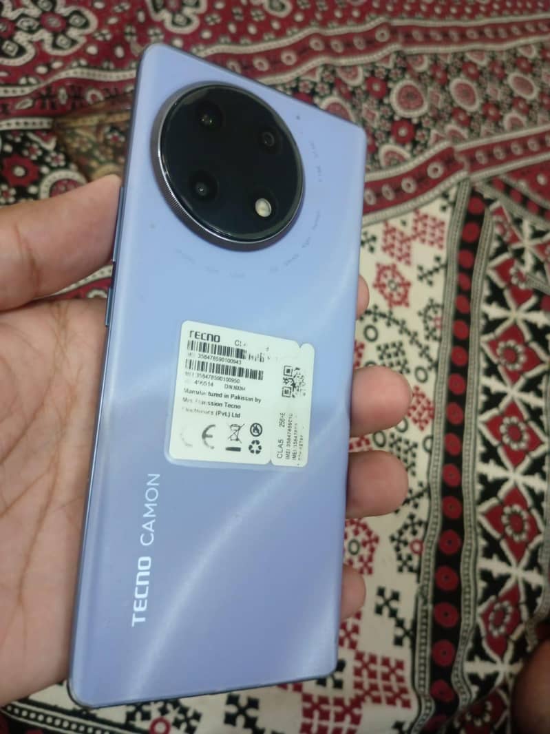 Tecno CAMON 30S 1