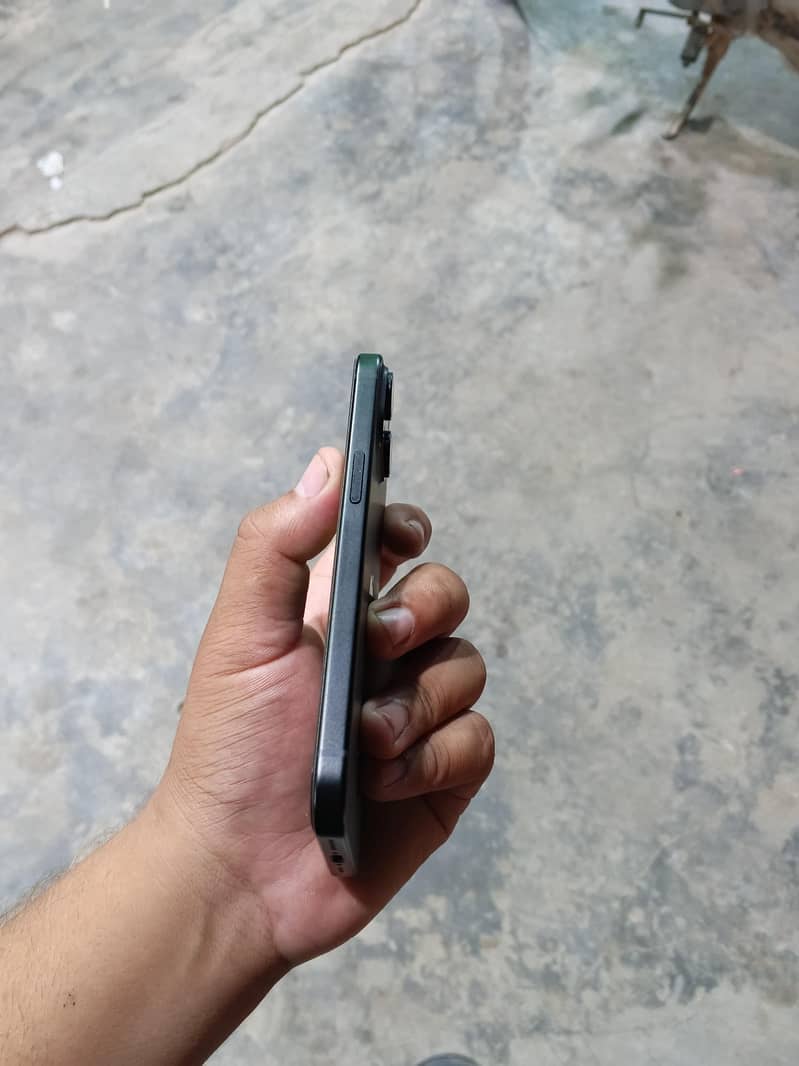 iPhone 15 1