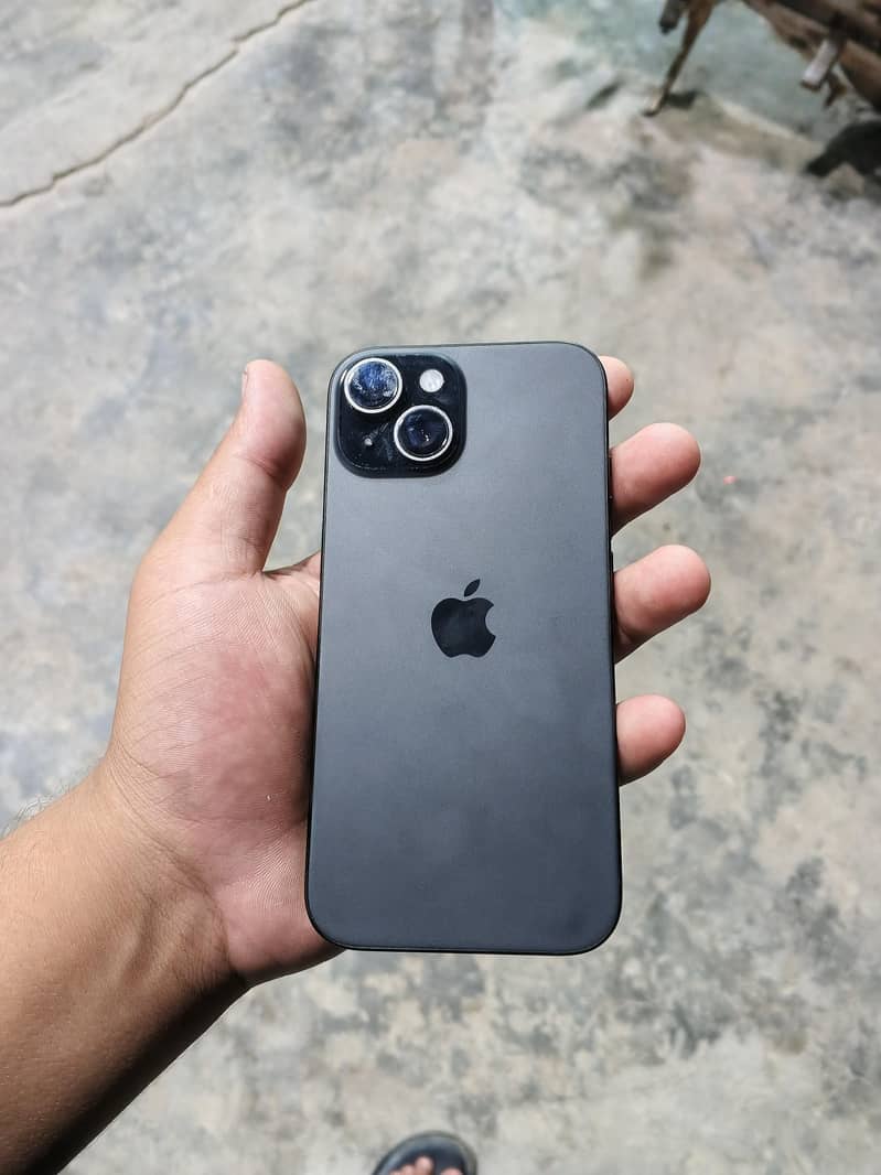 iPhone 15 2