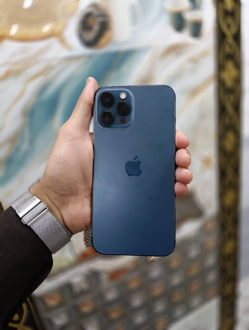 Apple iPhone 12 Pro Max 4