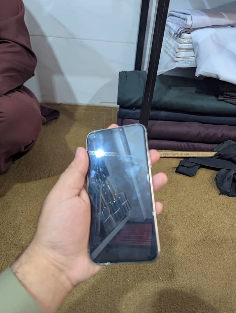 Apple iPhone 11 Pro 0
