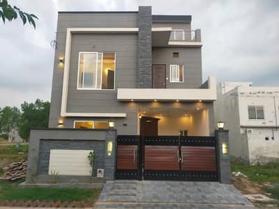 05 MARLA DOUBLE STORY HOUSE AVAILABLE FOR SALE AT PRIME LOCATION IN KHAYABAN-E-AMIN N BLOCK