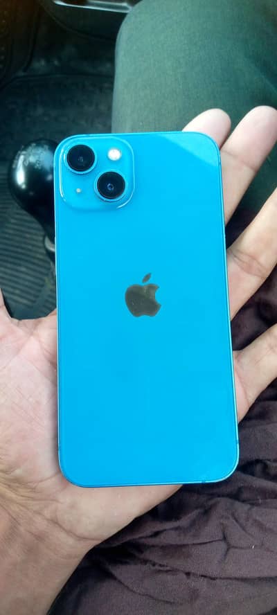 Apple iPhone 13