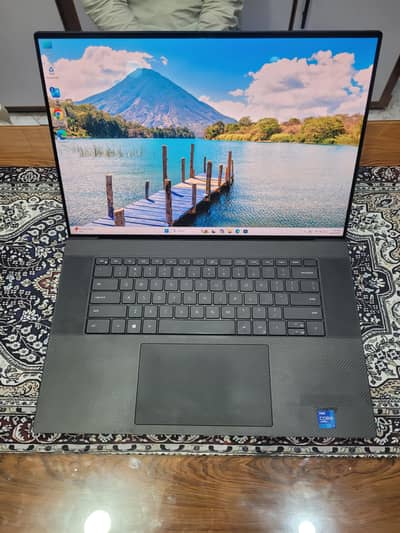 Dell Precision 5760 i7 11th Touch 4k 6 GB RTX A3000