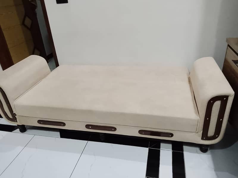 sofa bed use only 2 month 1