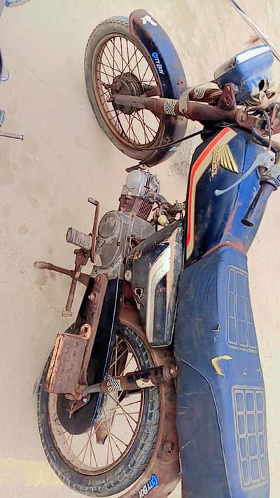 Honda 70 vintage totally original sield engine