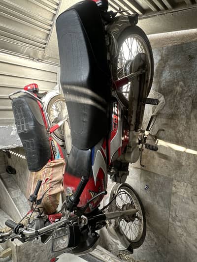 Metro 70 excellent condition