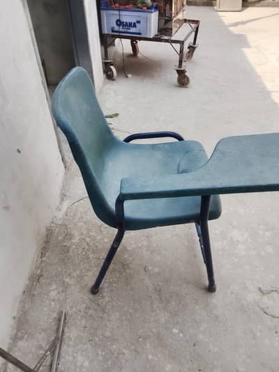 Student Chairs