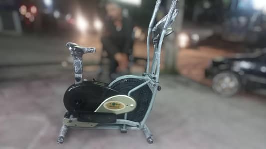 Elliptical cycle exercise cycling machine magnetic spin bike cross tra