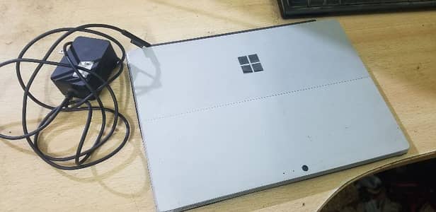 i5 6th gen surface pro 4 laptop urjnt sale