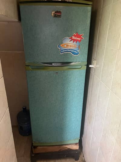 Waves refrigerators