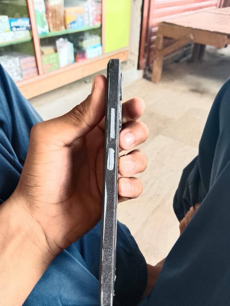 Realme Note 60 1