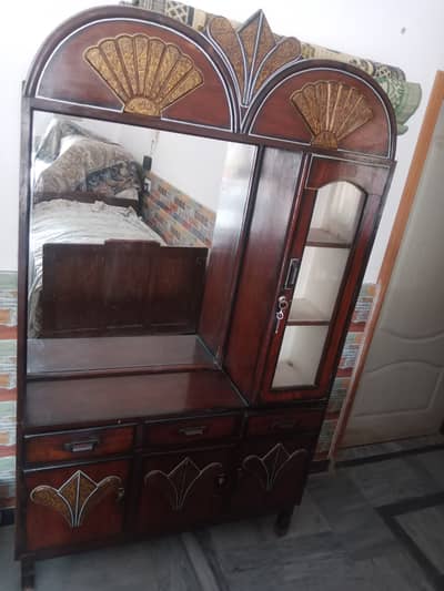 Wooden Polished Dresser and Drawers