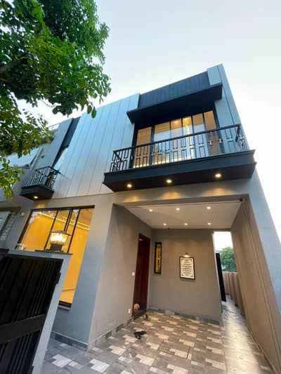 100% Original Add 5 Marla Modern House for Sale | Back to Park | Prime Location