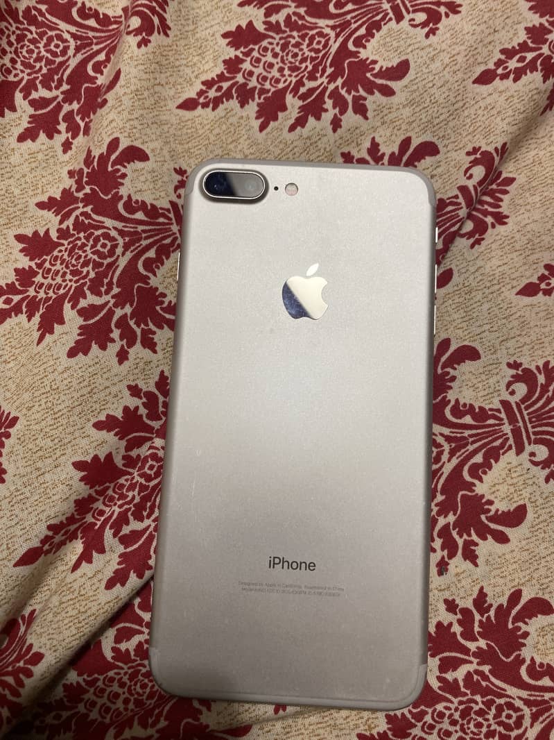 Apple iPhone 7 Plus 0