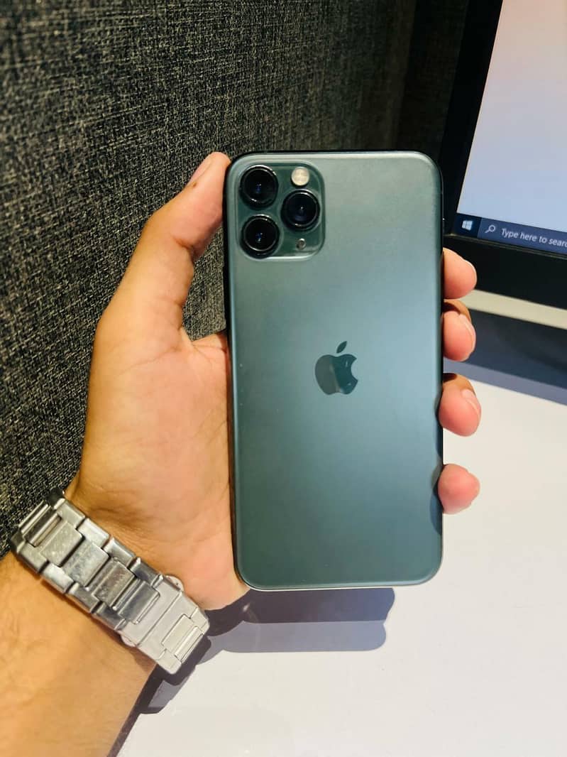 Apple iPhone 11 Pro 2