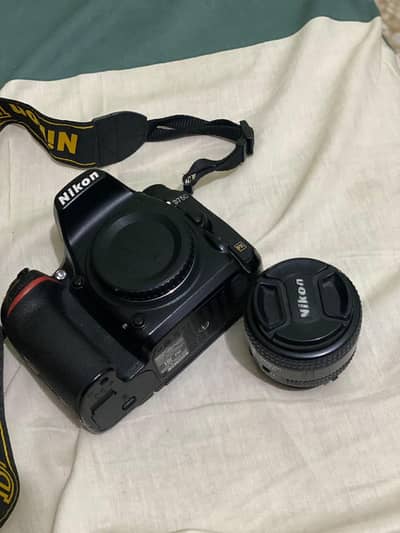 NIKON D750