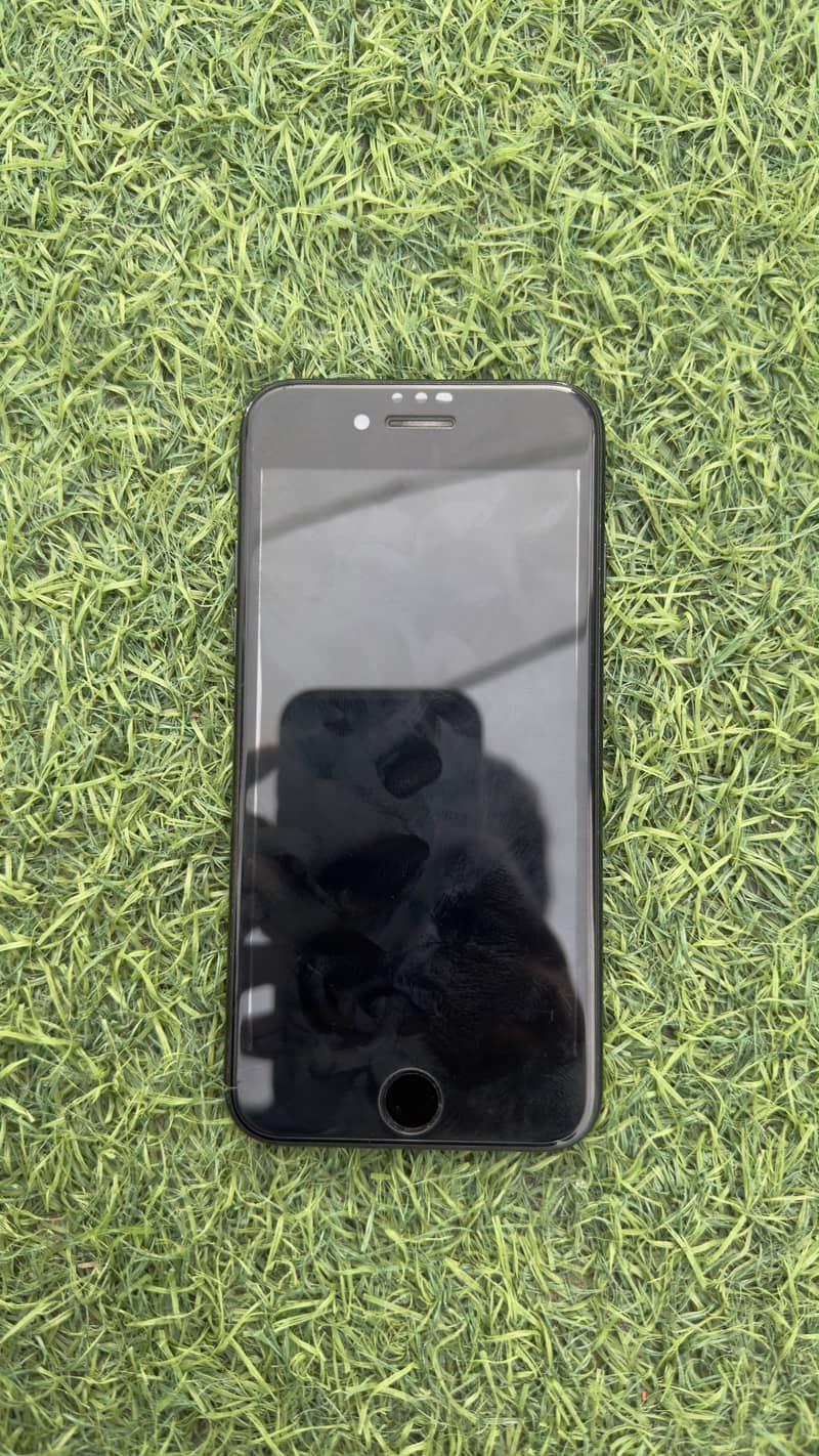Apple iPhone SE 2 Generation 1