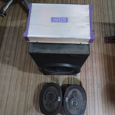 Amplifier, kenwood 718 Speaker, KFC-W3010 subwoofer Never repaired