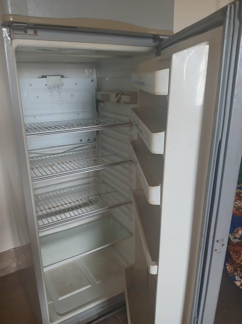 Refrigerator 1