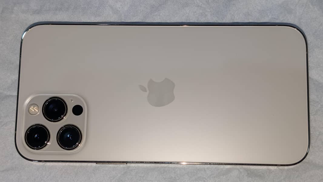 Apple iPhone 12 Pro Max 3