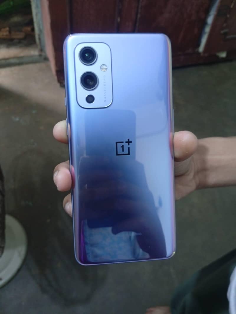 One Plus 9 5G 8