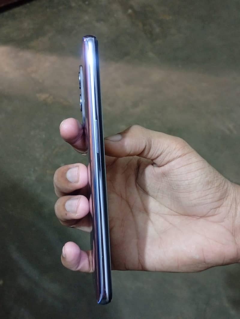 One Plus 9 5G 11
