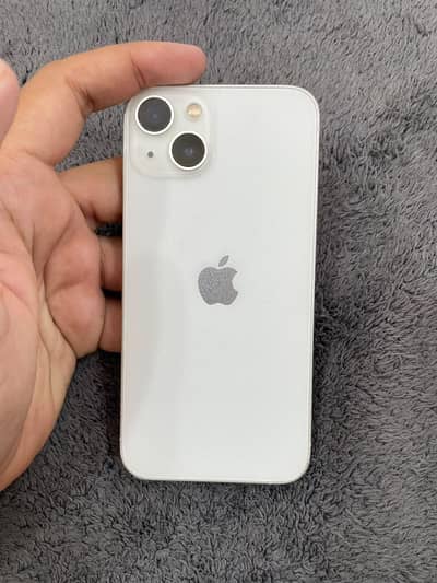 Apple iPhone 13