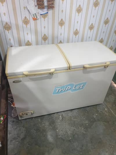 waves triplet parfect condetion freezer for sale. all ok. 03275569691