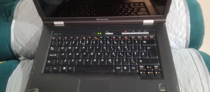 Lenovo 3000 N200  2500 rs