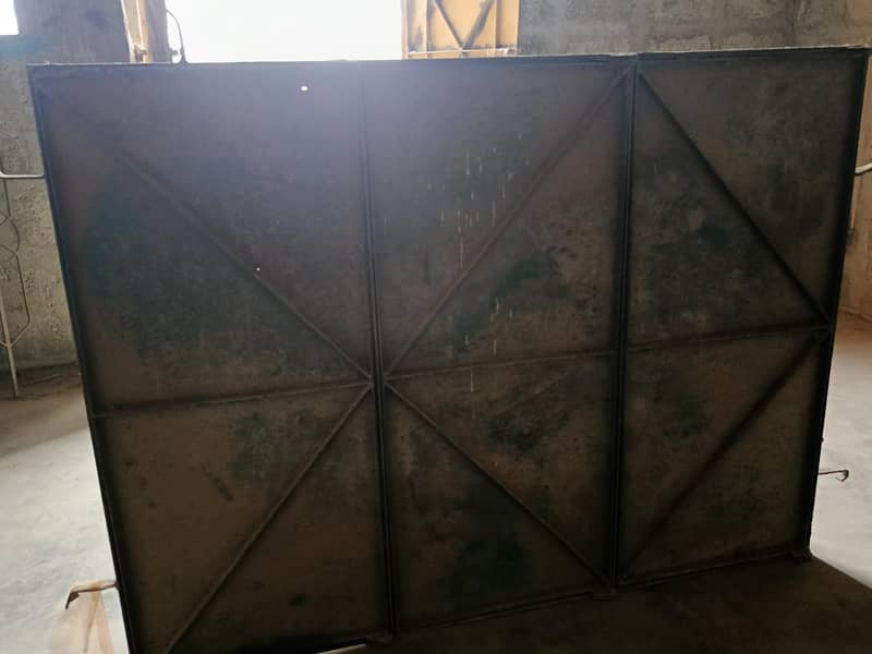 iron window 1