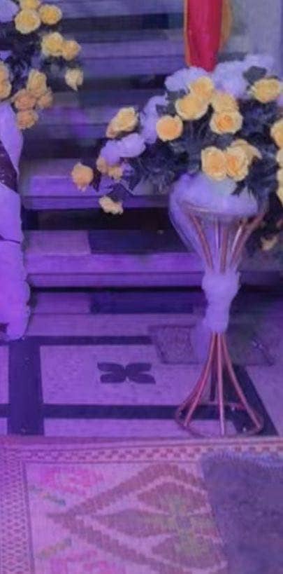 Flower stand 1