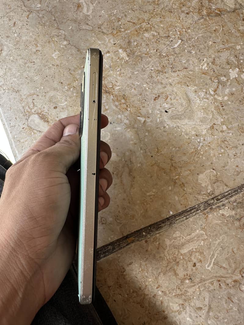 Tecno Spark 20C 3