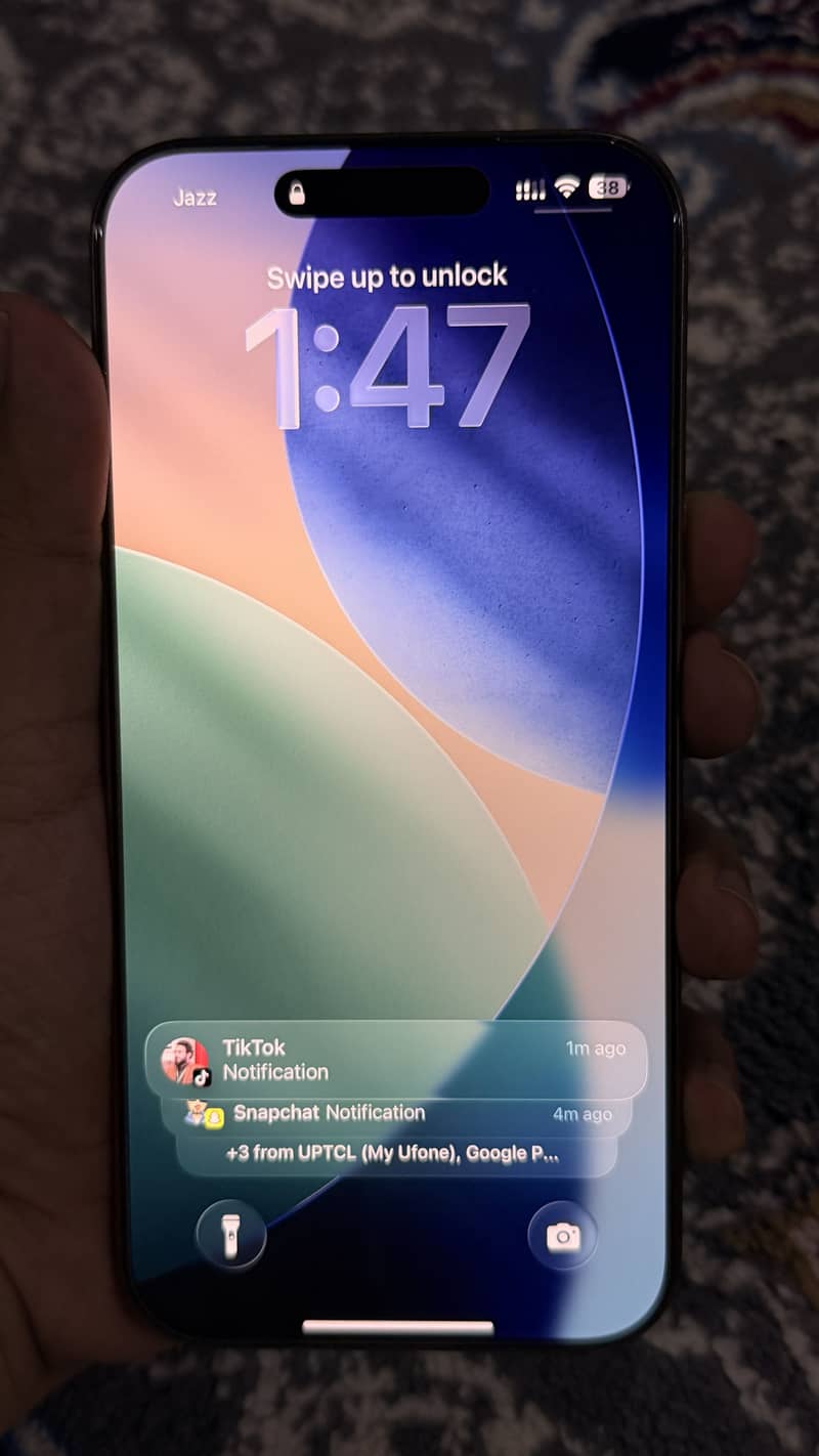 Apple iPhone 16 Pro Max 3