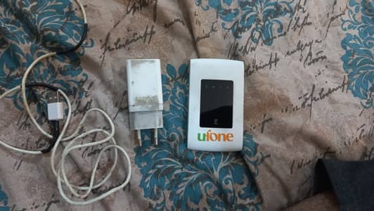 Ufone Blaze ZTE MF920U device for sale with charger