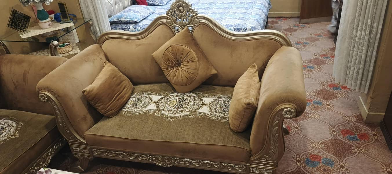7 Sofa 1