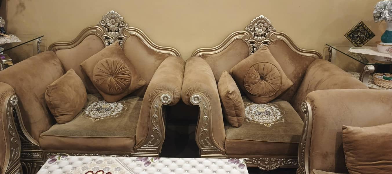 7 Sofa 3