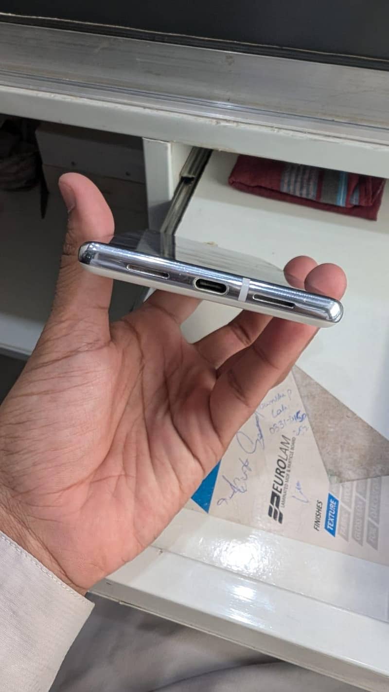 Google Pixel 6 Pro 2