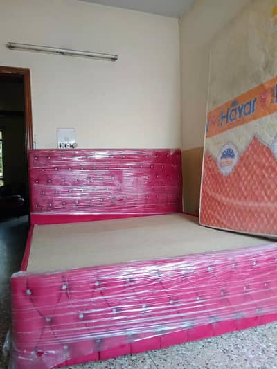 King size Cushion bed