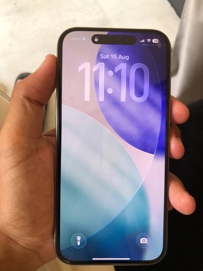 Apple iPhone 15 Pro 6