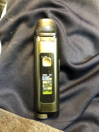 unwell crown D pod